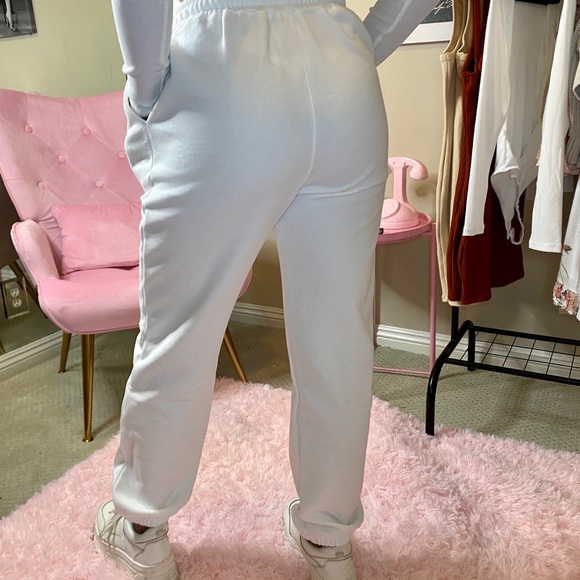 NWT Bobbie White Pocket Drawstring Joggers - Picture 12 of 14